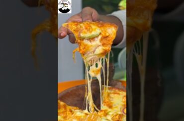 Unlimited Waffles🧇 & Pizza 🍕| #thatmadrasguys #ad