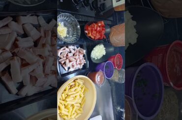 macarrão com bacon cremoso, simples e saboroso 😋  #receitas #macarraopenne #bacon #comidacaseira