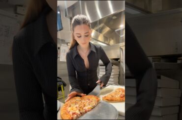 Slicing pizza!! #pizza #pasta #italianfood #dinnertime #calgary #entrepreneur