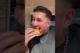 IF IT SMELLS LIKE PROSCHUIT GIVE IT THE BOOT #food #sandwich