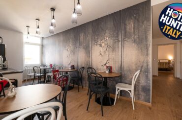 Guesthouse DiWINE | Meran, Italy | Hotel Review 🏩