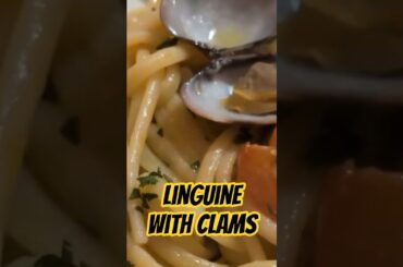 How to Cook Clam Linguine Like an Italian #shorts #recipe #seafood #easyrecipes #italianrecipe #food