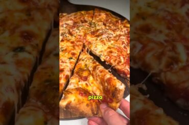 pizza amerika or itali?? komen #fyp #pizza #italia