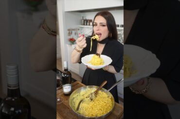 The GOLDEN Saffron Carbonara