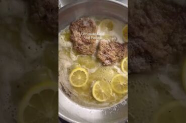 Easy Veal Piccata with Capers and Lemon #veal #italianrecipes #dinnerideas