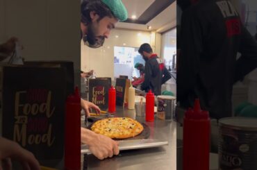 #pizzajohns #itspizzatime #pizzalover #pizzarecipes #food #pizzatoppings #pizzatime #bbqpizza