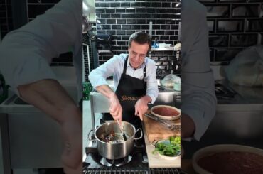 Mit dieser Tomatensoße überzeugst du jeden! So eine geile Tomatensoße hattest du noch nie.