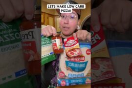 LETS MAKE LOW CARB PIZZA! #trending #trend #viral #viralvideo #viralshorts #trendingshorts