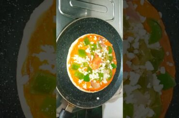 केफे जेसा पिज़्ज़ा🍕घर पर केसे बनाये🤔#shortsfeed #cooking #youtubeshorts #shortvideo #viral #shorts