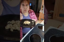 Budget Friendly Mac and Cheese, is it a hit or miss?! #recipe #budgetfriendly #macandcheese