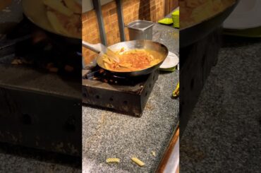 Red sauce peene and twister pasta #pasta #pastarecipe #italian #food #foodlovers #pastarecipes #yt