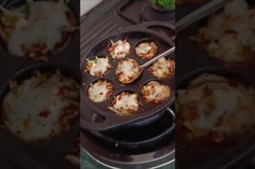 Cheesy Bread Pizza Bites | Mini pizza #shorts #pizza #ytshorts #shashicooks