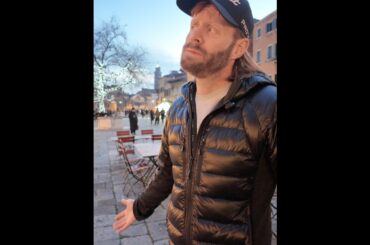 BURGER REVIEW in Venice, Italy - should I have just had cicchetti?!  #mukbang #veniceitaly