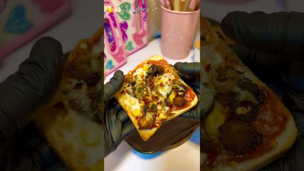 Bread pizza easy recipe for ramadan special #viralvideo #recipe #bread#breadpizza