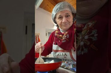 Besciamella a modo mio! #besciamella #crema #cucinaitaliana #cucina