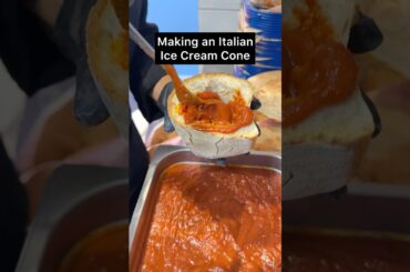 Making an Italian Cone #italianfood #italia #streetfood