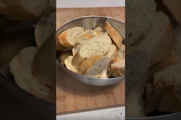 Chicken Alfredo with Garlic bread #cooking #italy #chicken #pasta