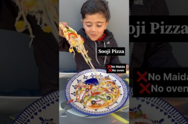 Bete ke liye ghar par hi  bana diya bina maida or bina oven frypan me healthy sooji pizza 🍕 #shorts