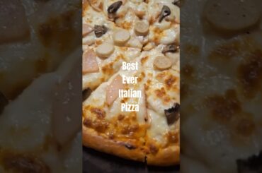 STOP scrolling if you love cheesy Italian food 🍕🔥Who’s craving Italian tonight?#ItalianFoodLovers