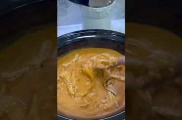 You guys are going to want to save this one 🤤 Creamy Chicken Pasta 28oz jar Rao’s Marinara