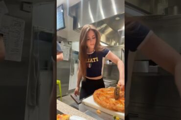 Slicing a LARGE pizza!! #pizza #pasta #italianfood #dinnertime #calgary #entrepreneur