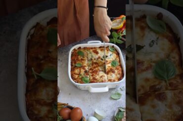 There is nothing quite like homemade lasagna! 😋🥰#homemadelasagna #chef  #cooking  #usa  #usashorts