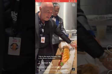 Joe Rogan reviews Giovanni’s Italian Deli #joerogan #food #viral #foodie #sandwich #italian #viral