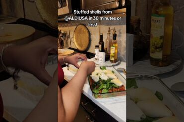 Dinner in 30 minutes or less!!! #shorts #fyp #aldifinds #stuffedshells #pasta #italian #yum @aldiusa