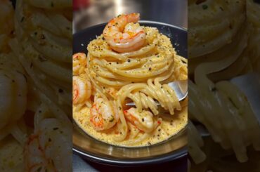 You Won't Believe How Easy This Volcano-Style Creamy Cajun Shrimp Pasta Is! #shorts #food #pasta