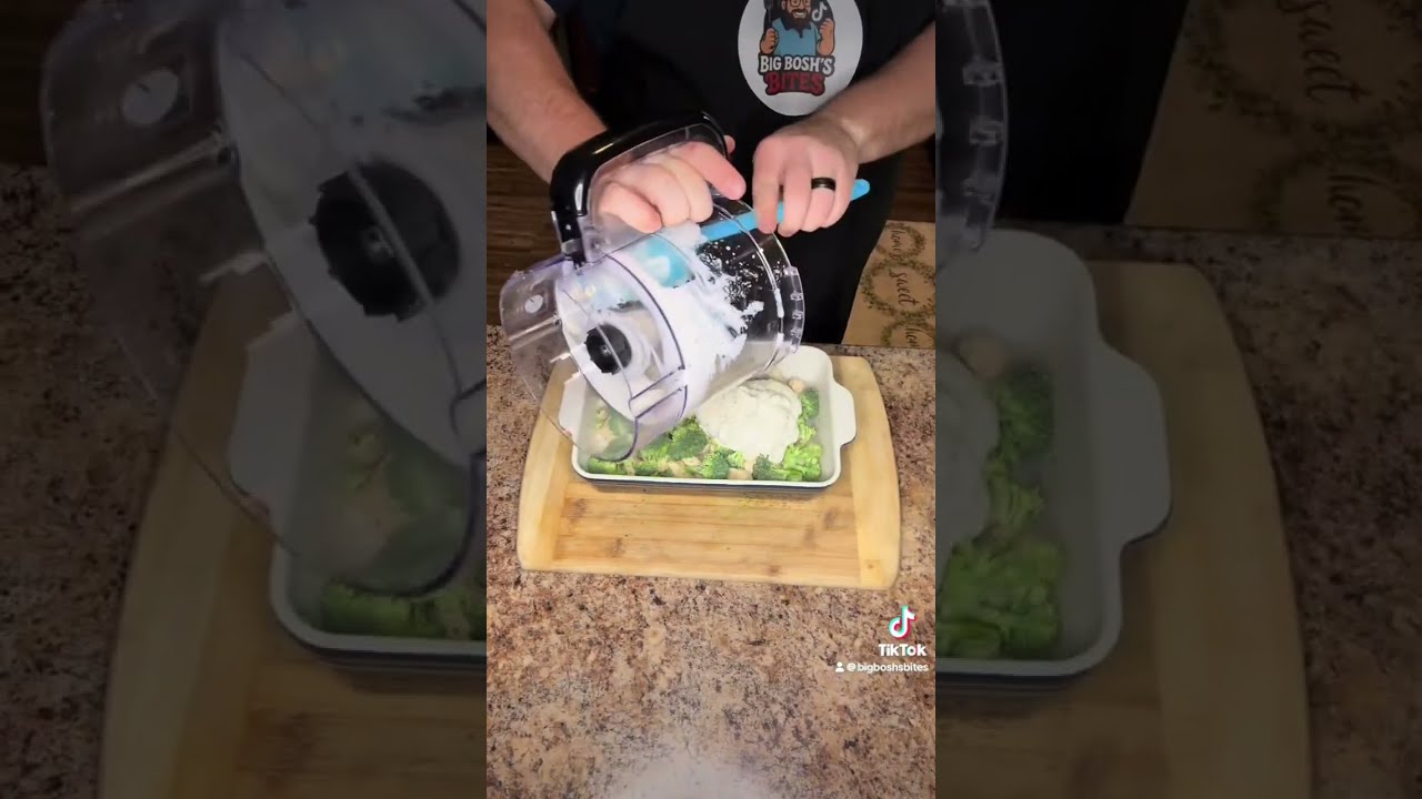 High Protein Chicken Broccoli Alfredo Bake! #bake #chicken #chickenrecipe #protein #cooking #recipe High Protein Chicken Broccoli Alfredo Bake! #bake #chicken #chickenrecipe #protein #cooking #recipe