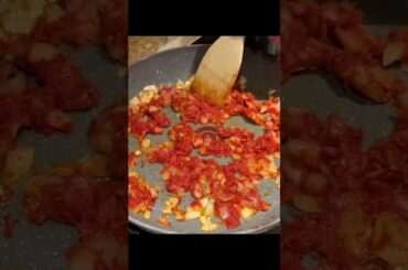 From India Via Vito Delicious Butter Chicken Full Episod https://www.youtube.com/watch?v=Za9wD57VE5E