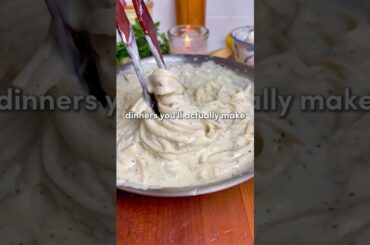 Fettuccine Alfredo 🥸 (Full recipe pinned in the comment section!)