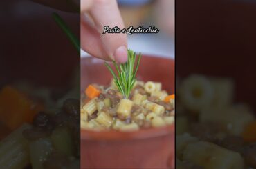 #pasta #lenticchie #ricetta #legumi #minestrone #primopiatto #cucinaitaliana #foodbloggeritaliani