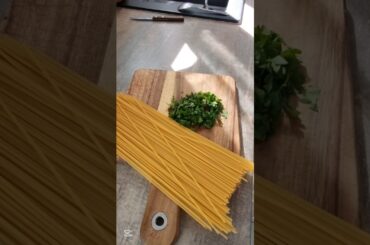 САМЫЕ ВКУСНЫЕ СПАГЕТТИ ПО-ИТАЛЬЯНСКИ #shorts #super #рецепты #wow #рецепт #еда #delicious #вкусно