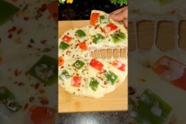 Roti Pizza🍕 #shorts #shortsvideo #viralvideo #pizza #food #foodie #cooking #ytshorts #indianfood