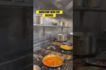 Cuisine le Italian 🇮🇹.       #shortsfeed #youtubeshorts #youtubefrançais #viralvideo #italy #food