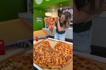 Which Pizza Would You Eat For Free ? 😅 #shorts #pizza