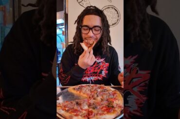 Solo Lunch At Angeli’s Pizzeria #asmr #food #asmrfood #foodreview #italianfood #favoritedish