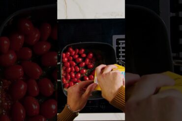 Tortellini-Suppe – Rezept für deftigen Eintopf mit Hackfleisch und Tomaten 🍲🍅 | REWE Deine Küche