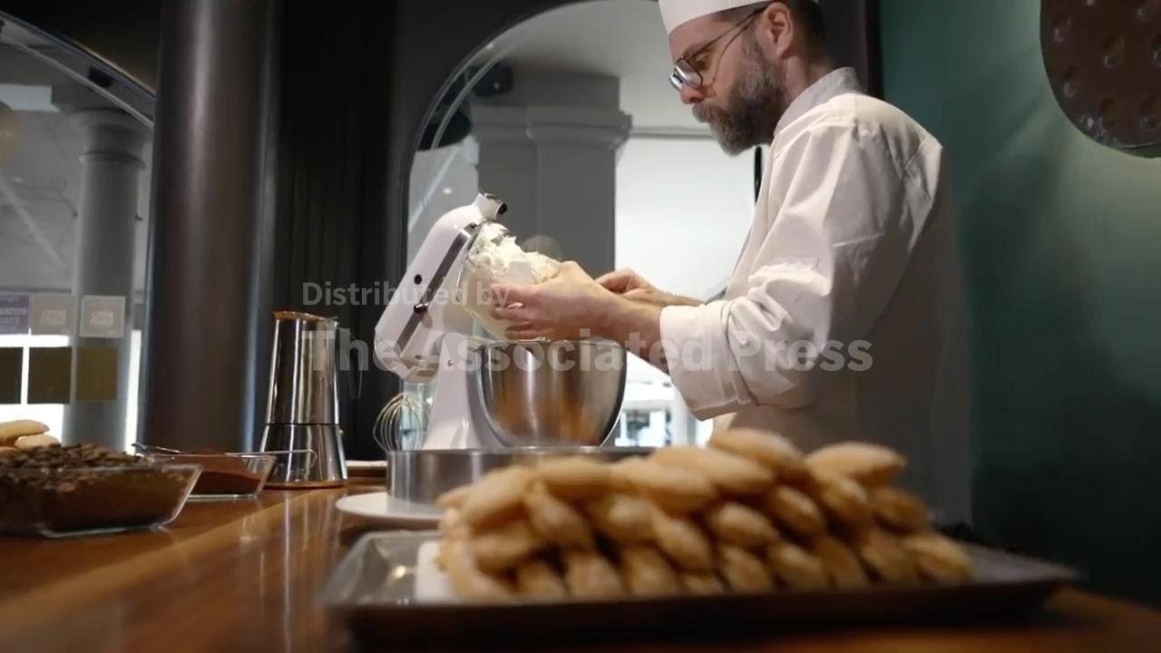 Chef gives tiramisu masterclass as iconic Italian dessert delights Winter Olympics fans Chef gives tiramisu masterclass as iconic Italian dessert delights Winter Olympics fans
