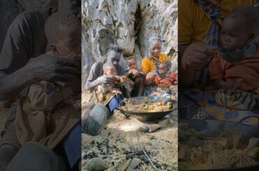 family eating monkey #usa #food #mexico #news #shorts #colombia #spain #italy #portugal .