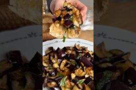 The Easy Italian Eggplant Dish You Need 🍆🇮🇹 #eggplant #recipe #shorts