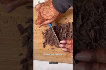 italian Hot chocolate...2 mint m bnaye #recipe #1million #smile #chocolate #italian