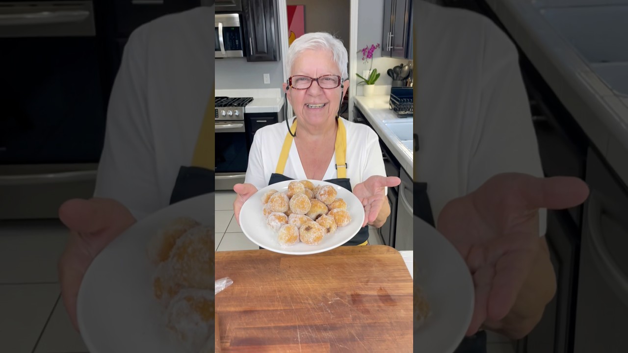 Chocolate filled donuts #donuts #chocolate #cook #cooking #recipe #food #italy Chocolate filled donuts #donuts #chocolate #cook #cooking #recipe #food #italy