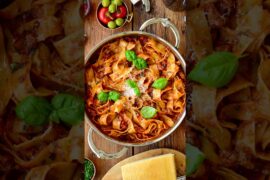 Spicy Italian Sausage Ragù with  Pappardelle 🍝