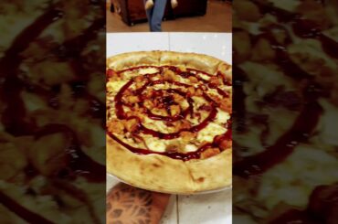 #vtuber #pizza #goviral #italyfood #pizzalover #pastatime #trending #food #cheese #howto #vinefail