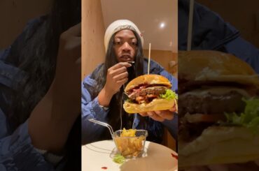 Eating a burger in Italy