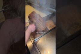 The best smoked meat sandwich in Italy. #italianfood #bestfood