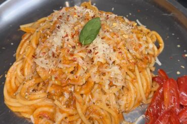 Slow-Cooked Marinara Spaghetti Couldn’t plate it fancy because I only had steel plates..but the taste was amazing