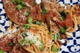 Spaghetti with steak pizzaiola
